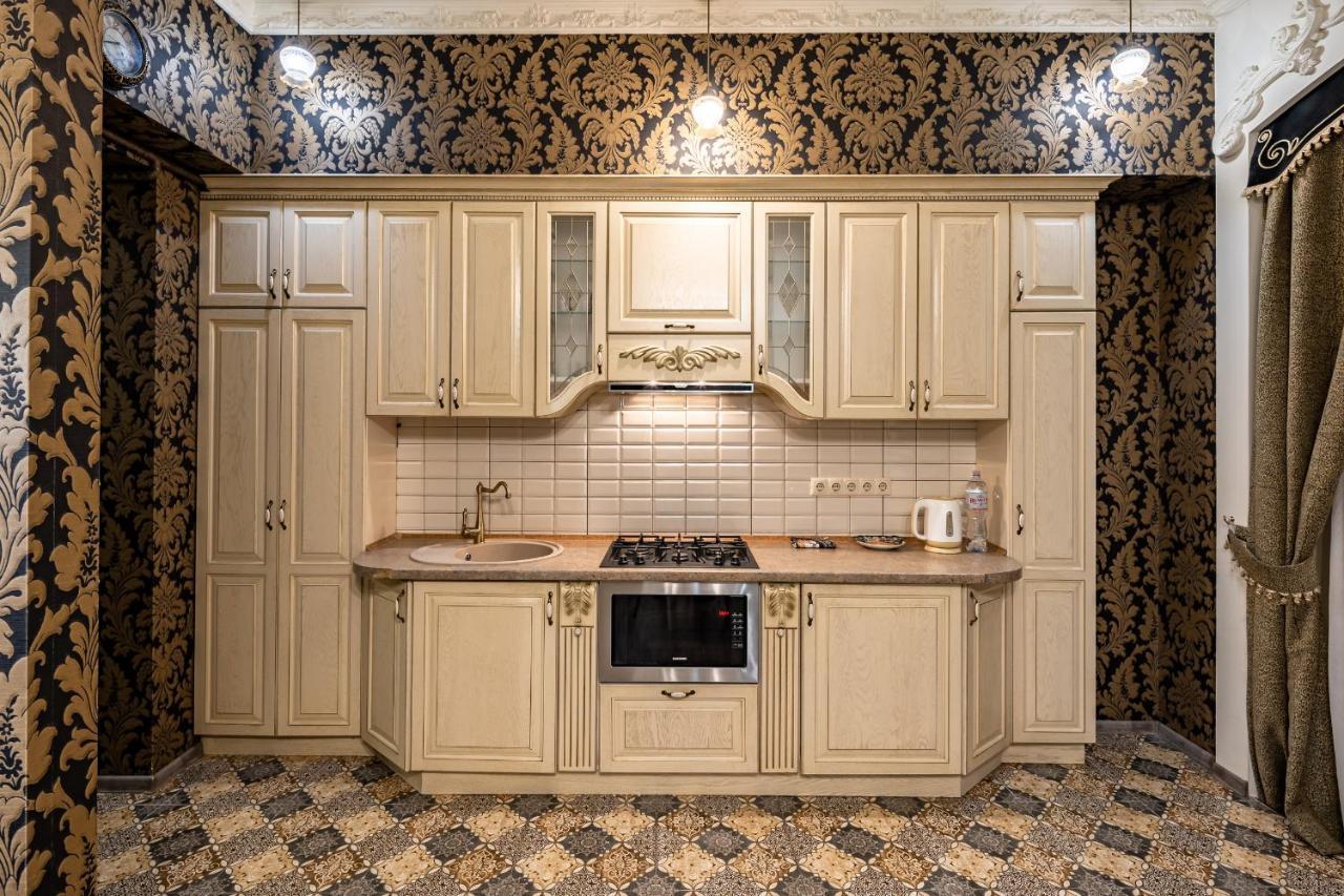 Classic Royal Central Apartment. Balcony And A/C إلفيف المظهر الخارجي الصورة
